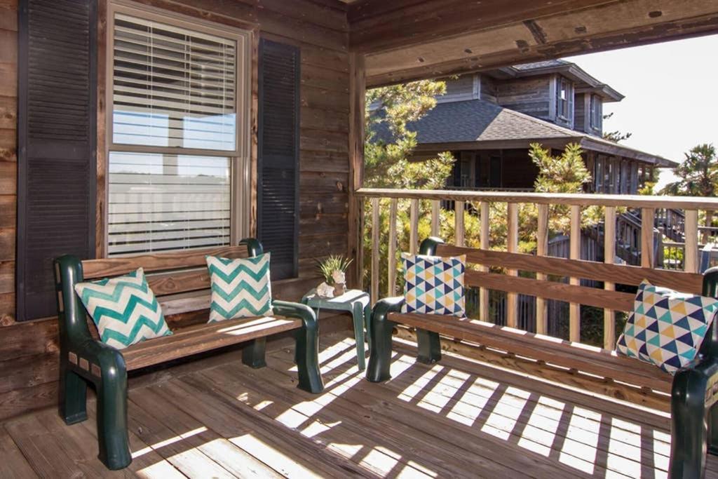 Pelican Point Unobstructed Beach Views Beach Access Out Back Door! Harbor Island Exterior photo